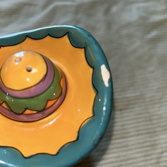 Mexican Folk Art Ceramic Cactus Salt Shaker 4 in. - Picture 3 of 5